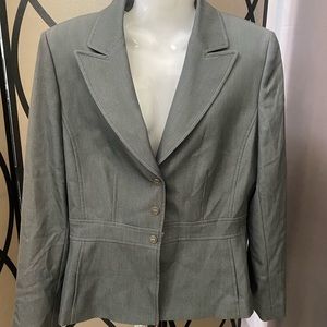Tahari Blazer